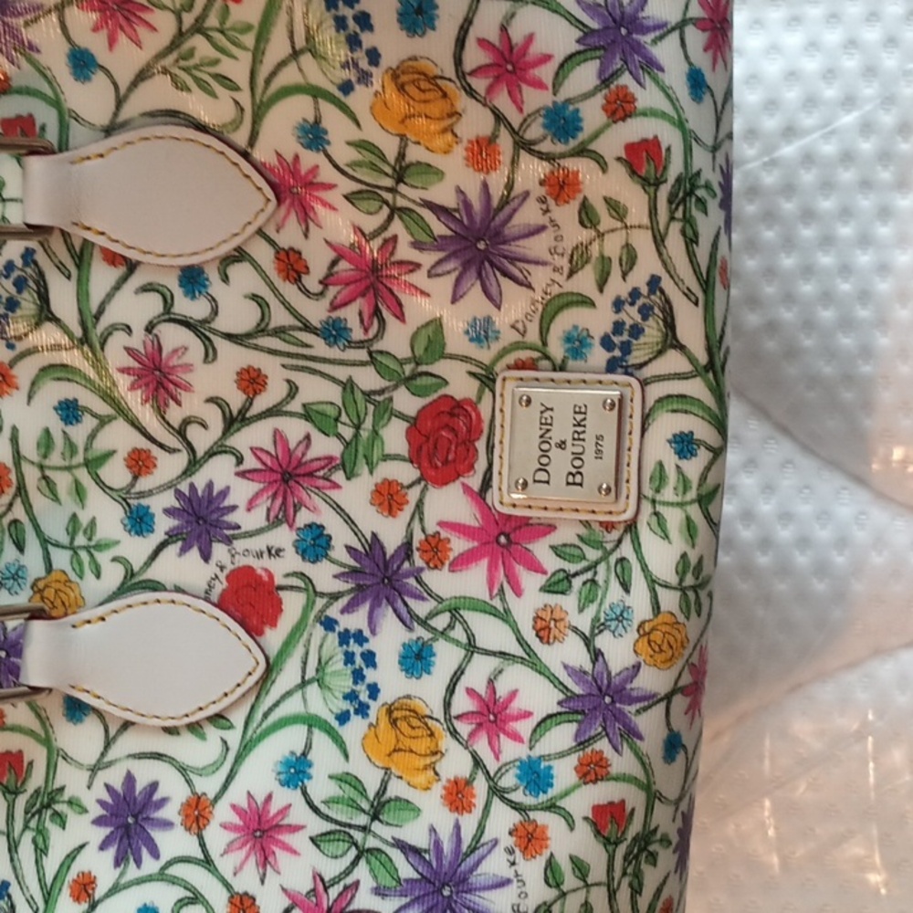 Dooney And Bourke Botanical Handbag Y2K Rainbow Zipper - Picture 2 of 11